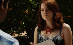 Emma Stone Holds Up Note 