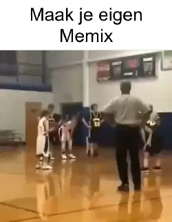 guy-splits-basketball
