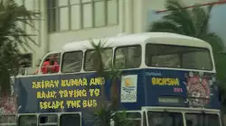 Akshay Kumar and Raju: Trying to escape the bus meme