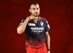 IPL Player Rubs His Chin 