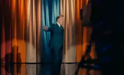 Robert De Niro Dances On Stage 
