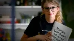 Taylor Swift: Making the world happy, calm, and thrilled with her music video shorts meme