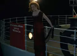 Rose Tries To Jump Off Titanic 